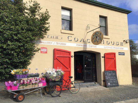 The Coach House Studio - Goulburn Accommodation 0