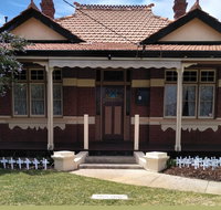 ANZAC Cottage - Goulburn Accommodation