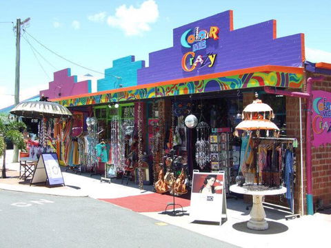 Colour Me Crazy - Goulburn Accommodation 0
