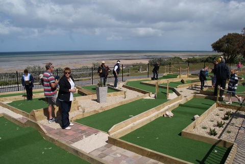Port Vincent Putt Putt - Goulburn Accommodation 1