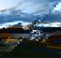 New England Regional Art Museum - Goulburn Accommodation