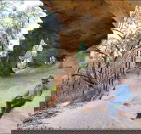 Sandstone Caves Walking Track - Goulburn Accommodation