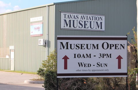 The Australian Vintage Aviation Society Museum - Goulburn Accommodation 2