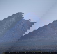 Mount Beerwah - Goulburn Accommodation