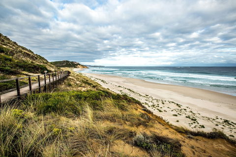 Mandalay Beach - Goulburn Accommodation 0