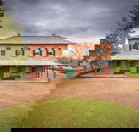 Rouse Hill Estate - Goulburn Accommodation