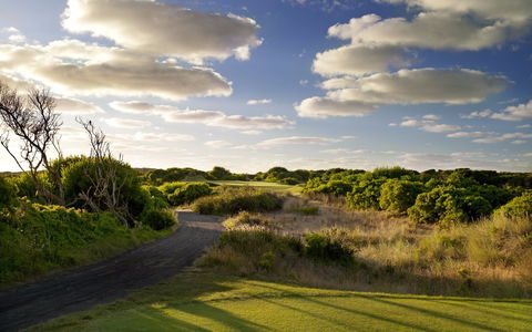 13th Beach Golf Links - Goulburn Accommodation 1