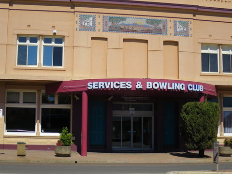 Gunnedah Services And Bowling Club - Goulburn Accommodation 0