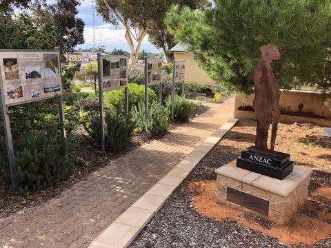 Moonta Area School Memorial Trail - Goulburn Accommodation 0