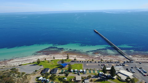 Port Hughes Foreshore, Port Hughes - Goulburn Accommodation 2