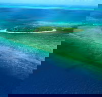 30-Minute Great Barrier Reef Scenic Flight from Cairns - Goulburn Accommodation
