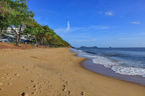 Airport Transfer - Palm Cove, Kewarra Beach & Trinity Beach To Cairns Airport - Goulburn Accommodation 7