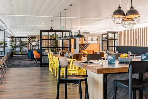 Brisbane Airport - My Lounge - Goulburn Accommodation 0
