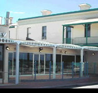 Henley Beach Hotel - Goulburn Accommodation