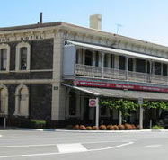 Royal Arms Hotel - Goulburn Accommodation