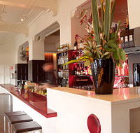White Bar - Goulburn Accommodation