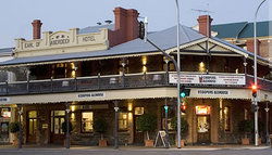 Coopers Alehouse At The Earl - Goulburn Accommodation 0