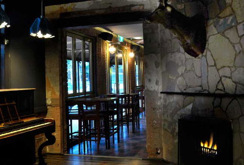 Barking Dog Wine Bar & Cafe - Goulburn Accommodation 1