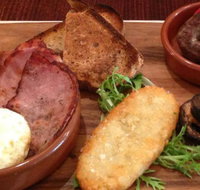 Pino's Pizzeria Restaurant - Goulburn Accommodation