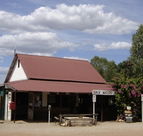 Daly Waters Historic Pub - Goulburn Accommodation