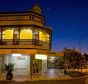 The Club Hotel - Goulburn Accommodation