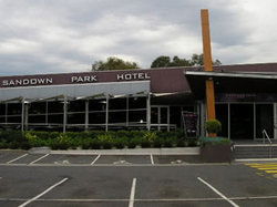 Sandown Park Hotel - Goulburn Accommodation 0