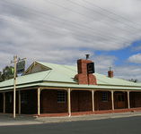 Huntington Tavern - Goulburn Accommodation