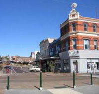 Robin Hood Hotel - Goulburn Accommodation
