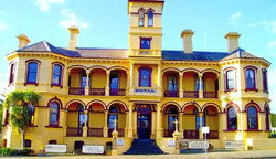 The Queenscliff Historic Royal Hotel - Goulburn Accommodation 0