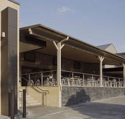 Three Swallows Hotel - Goulburn Accommodation