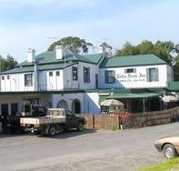 Robin Hood Hotel - Goulburn Accommodation