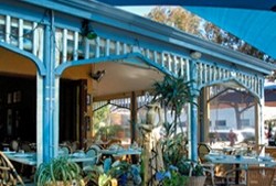 Georges Meze - Goulburn Accommodation 0