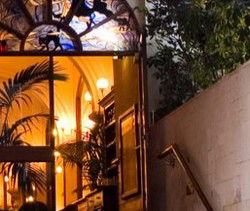 The Witchs Cauldron - Goulburn Accommodation 1