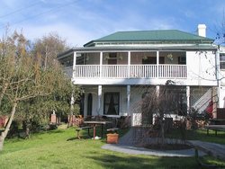 Robin Hood Hotel - Goulburn Accommodation 2