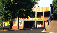 Royal Hotel Drouin - Goulburn Accommodation 3