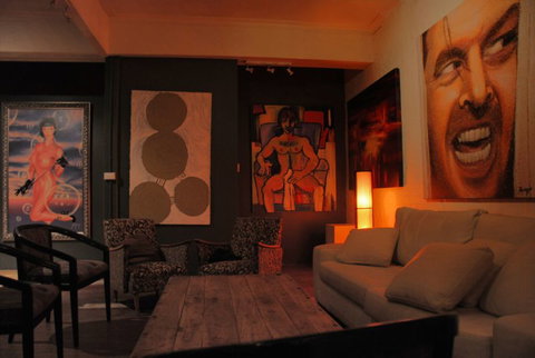 Fad Gallery - Goulburn Accommodation 3