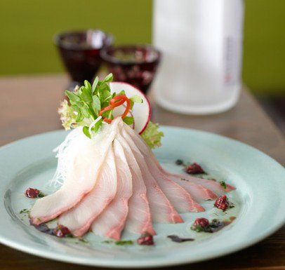 Uchi Lounge - Goulburn Accommodation 3