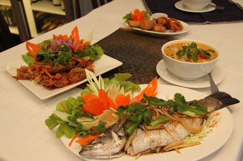 House Of Siam - Goulburn Accommodation 8