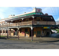 Bank Hotel Dungog - Goulburn Accommodation