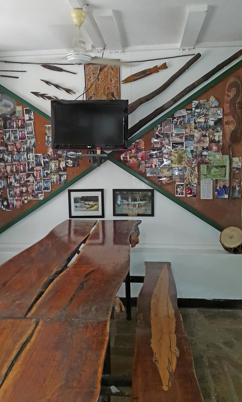 Goat Island Lodge - Goulburn Accommodation 2
