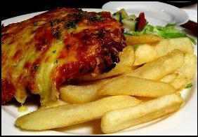 Litchfield Pub - Goulburn Accommodation 4