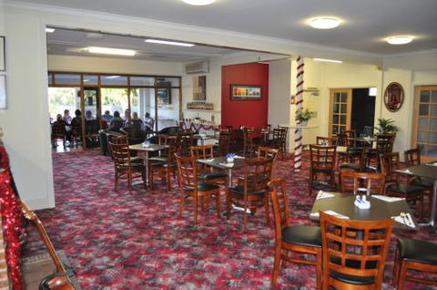 Back O' Bourke Motel - Goulburn Accommodation 4