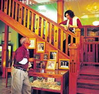 Hotel Corones - Goulburn Accommodation