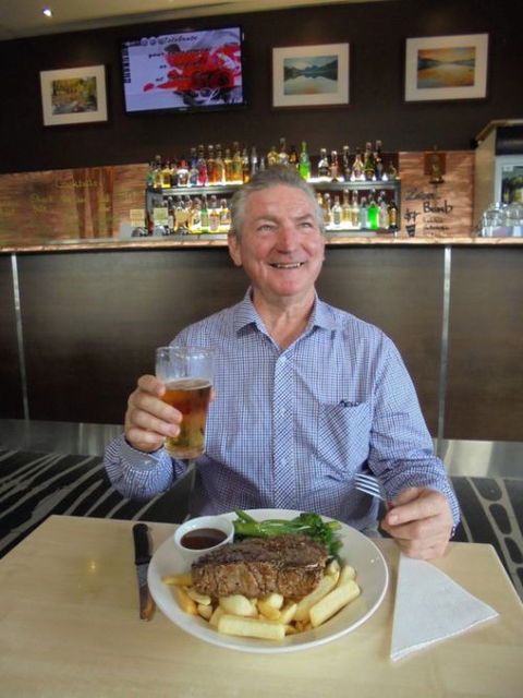 Zebra Crossing Bar & Bistro - Goulburn Accommodation 0