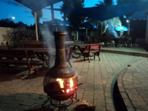 Grass Valley Tavern - Goulburn Accommodation 0