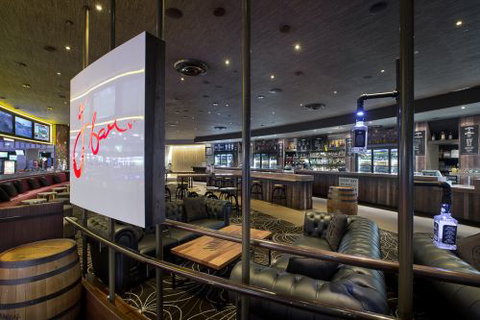 JBar - Goulburn Accommodation 1