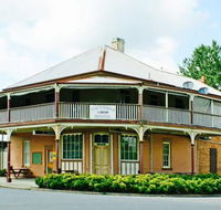 The Victoria Hotel Hinton - Goulburn Accommodation