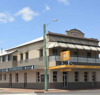 Young Australian Hotel - Goulburn Accommodation
