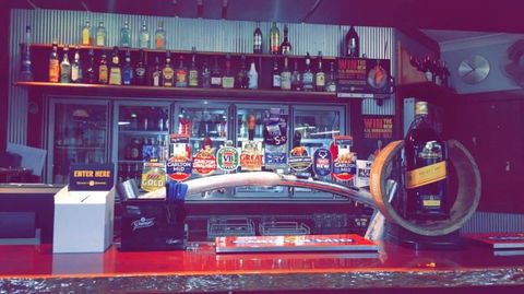 Highland Park Tavern - Goulburn Accommodation 4