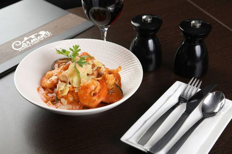 Carmen’s A Little Taste Of Italy - Goulburn Accommodation 4